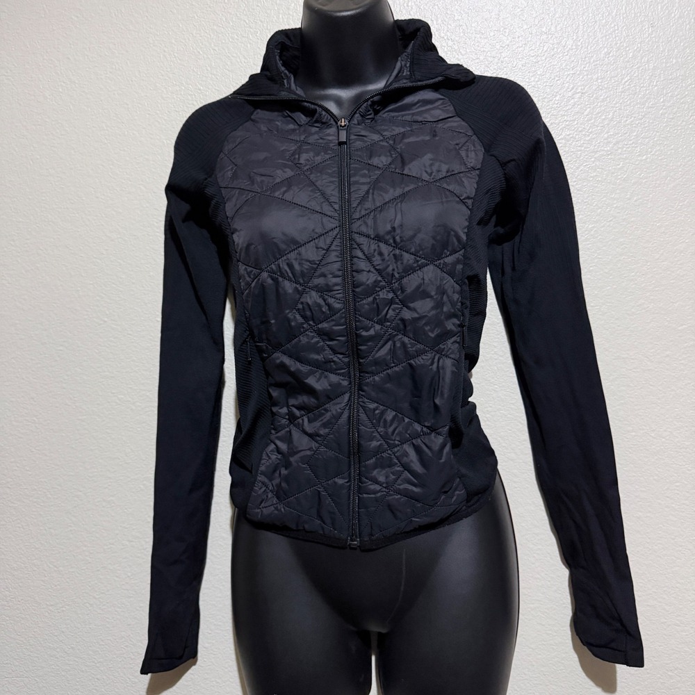 Athleta XS Black Quilted Hybrid Full Zip Jacket Running Ribbed Yoga Thumbholes